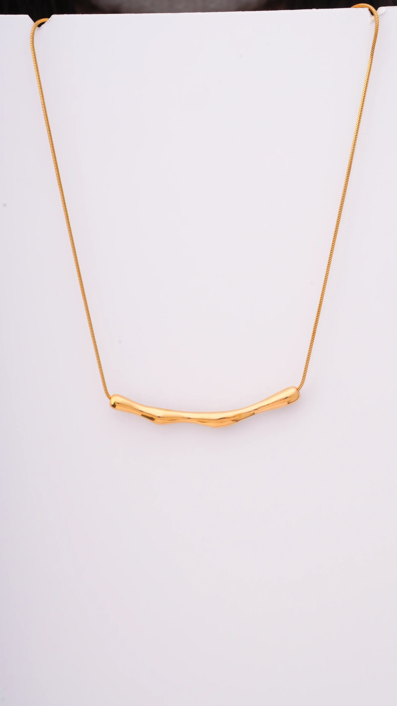Leova Necklace